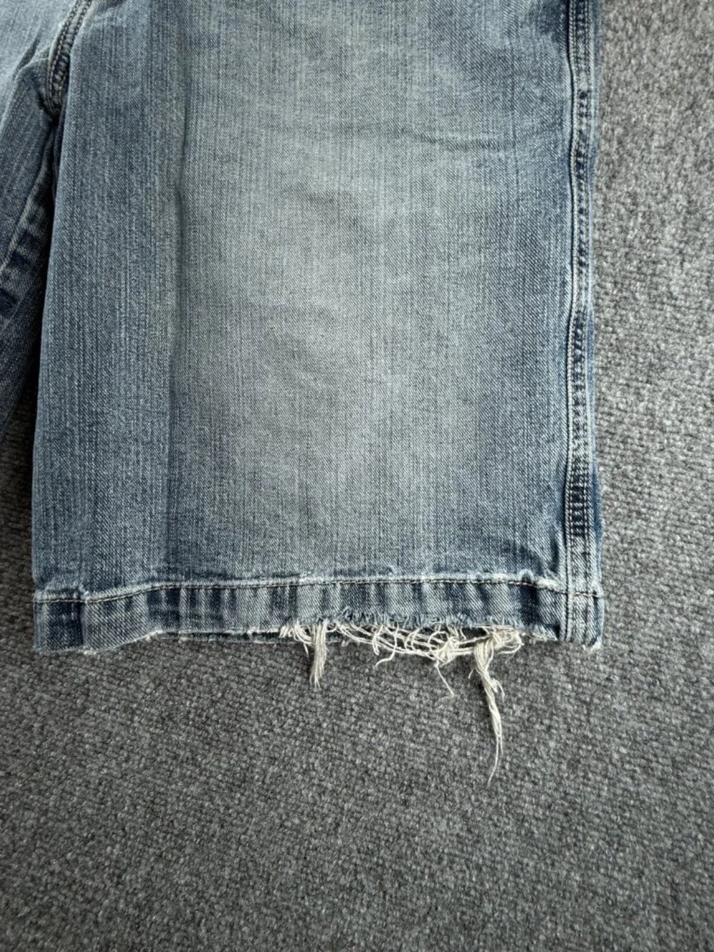 JNCO Carson Jeans Shorts Denim Jorts Blue Zip Fly 31 Men Urban Y2K ACTL 30X12